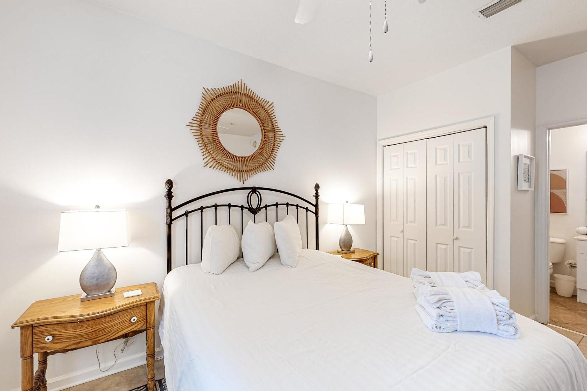 Emerald Waters Destin Room photo