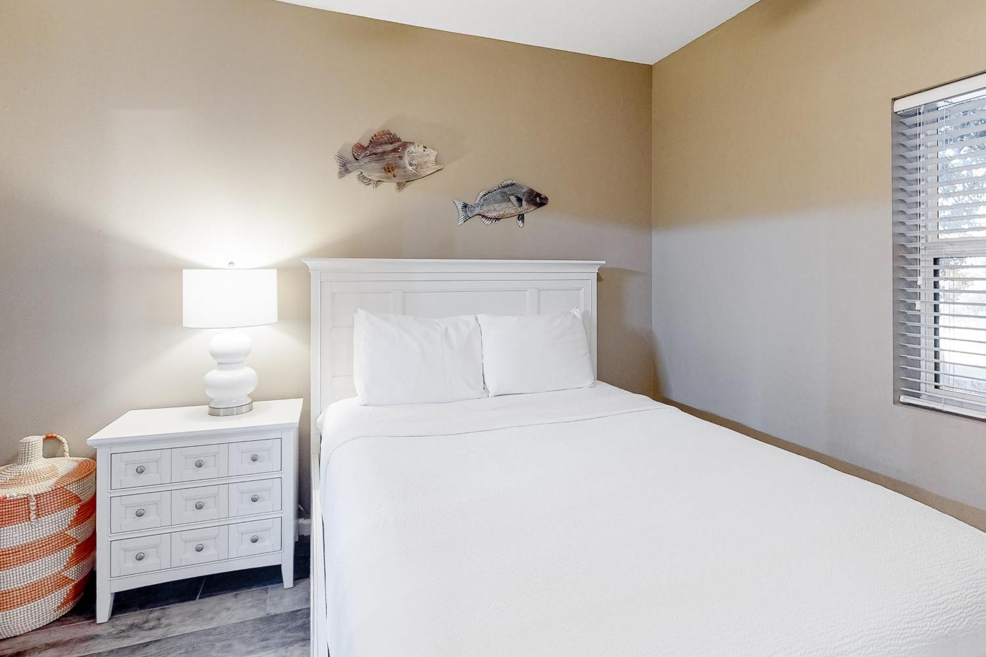 Emerald Waters Destin Room photo