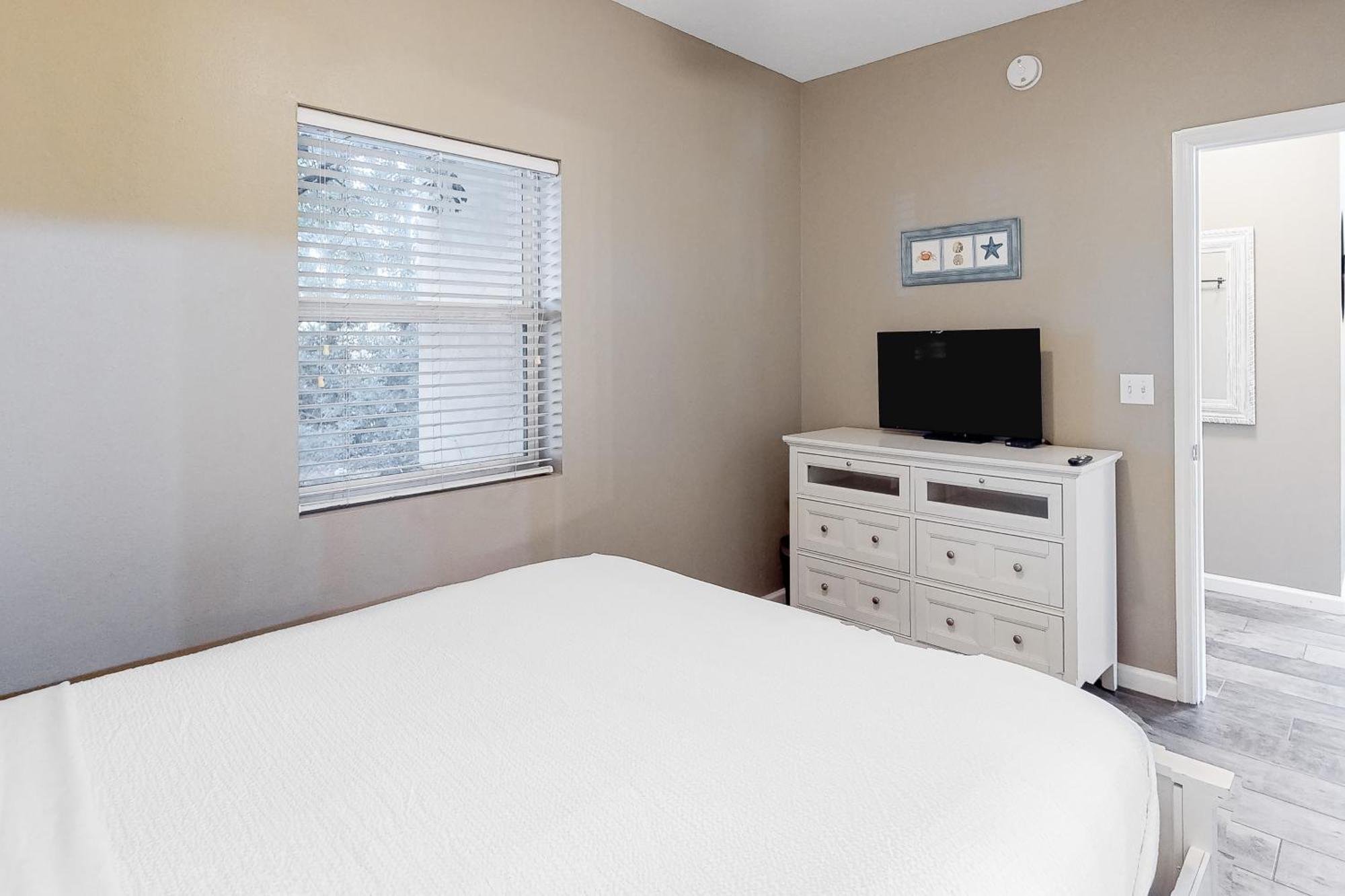 Emerald Waters Destin Room photo